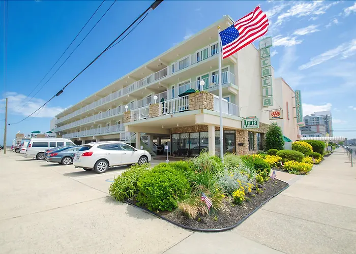 Motel: Acacia Beachfront Resort